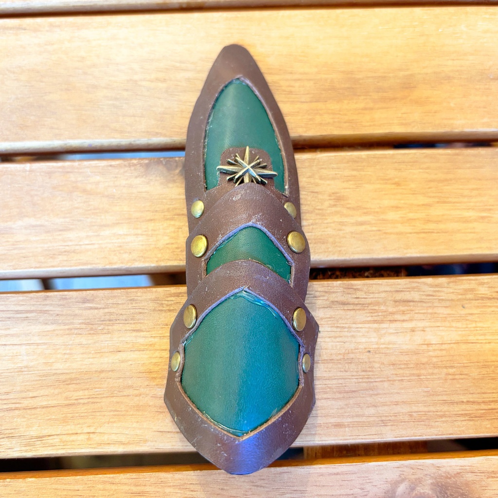 革のアーマーリング