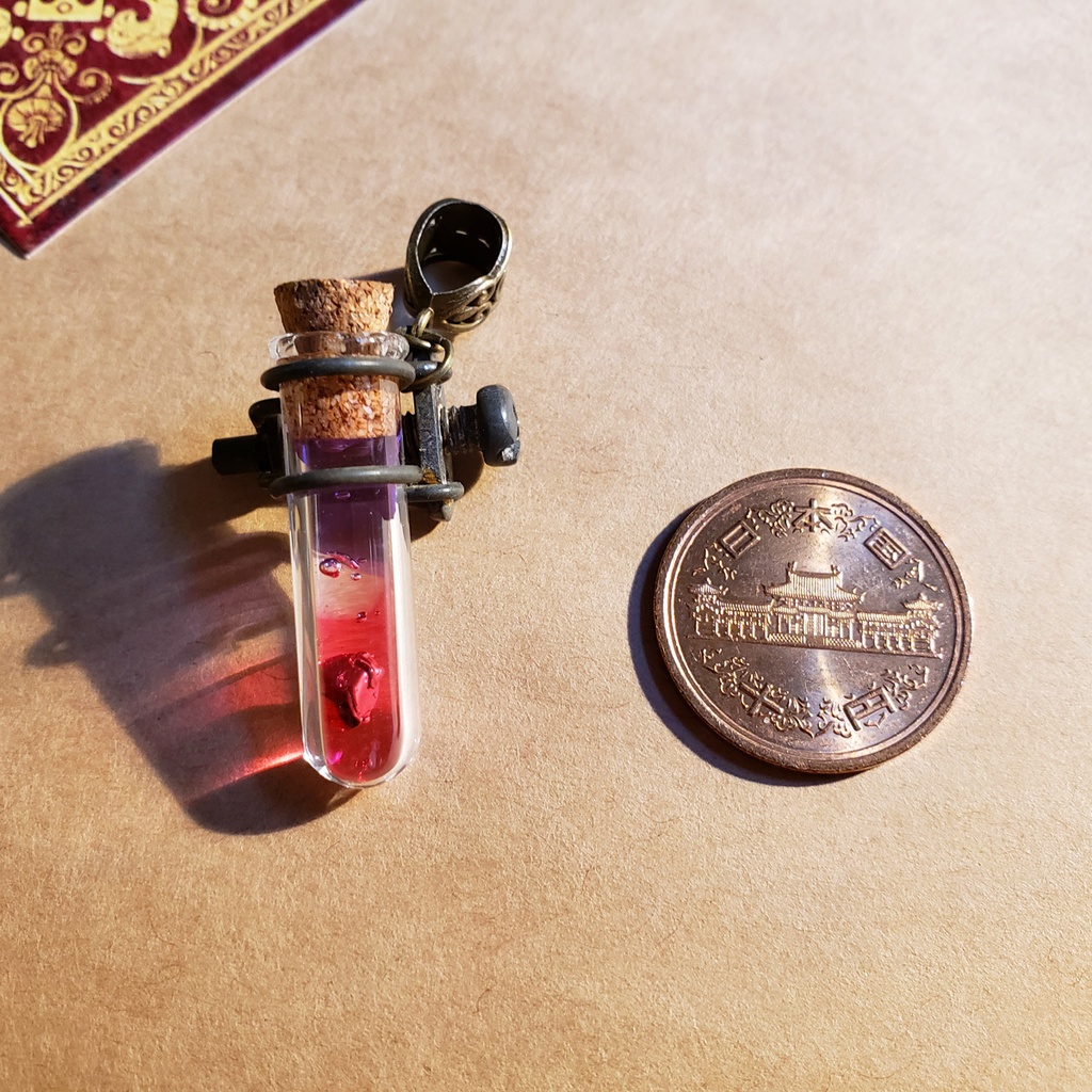 混色試験管のペンダント【スチームパンク風】バイカラーミニ試験管