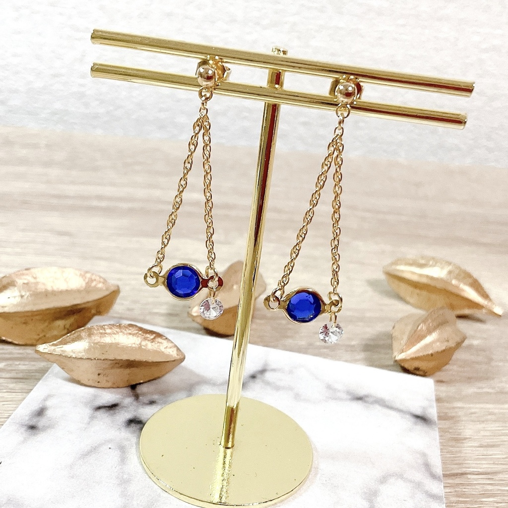 巴日和・漣ジュンイメージチェーンピアス