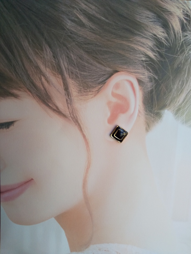 【期間限定再販】MHA ホークスモチーフ ピアス