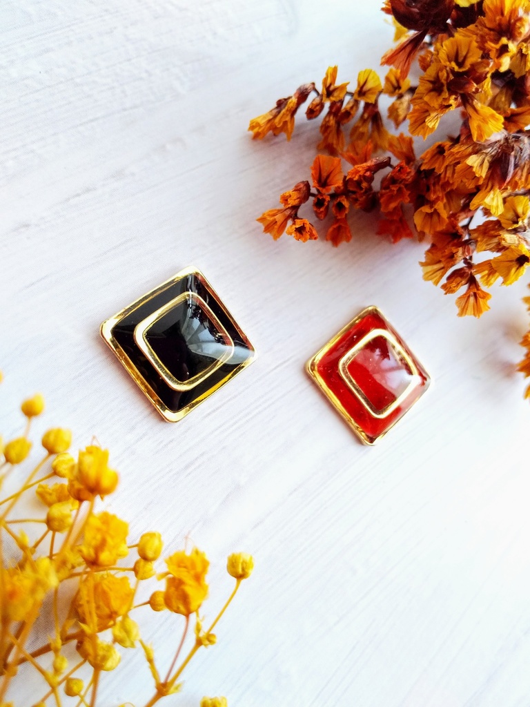 【期間限定再販】MHA ホークスモチーフ ピアス