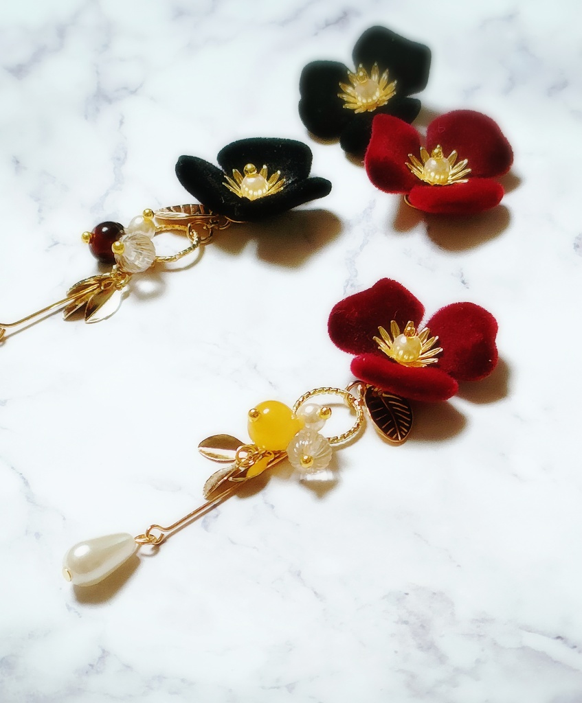 大ぶりフロッキー*イヤリング