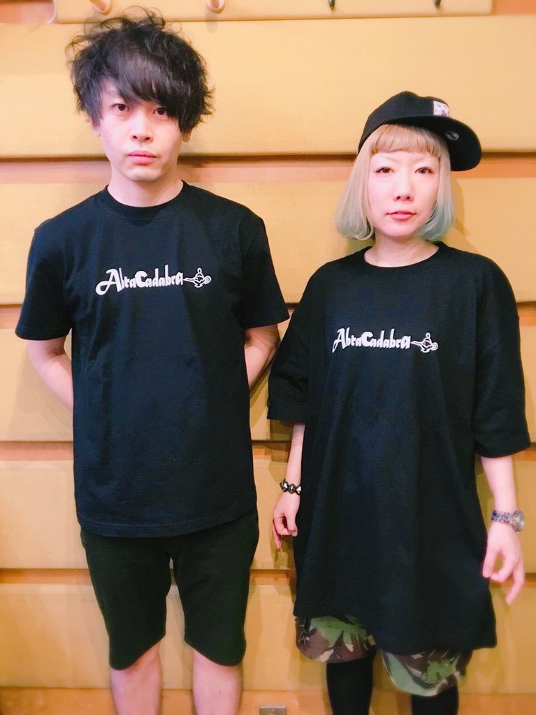 Abracadabra Tシャツ