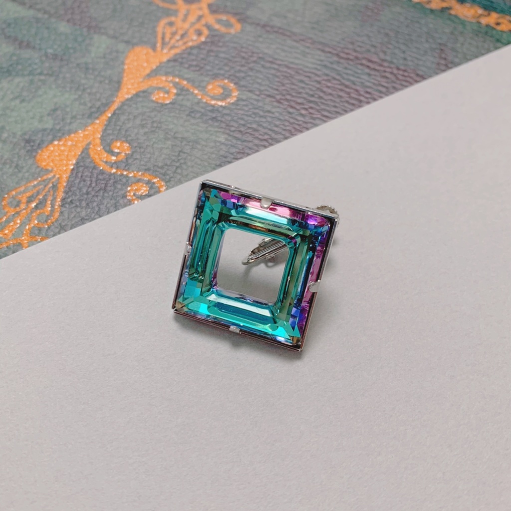 オクタヴィネル寮 イメージイヤリング