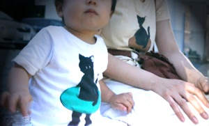 女性用TシャツMsize およぐねこ