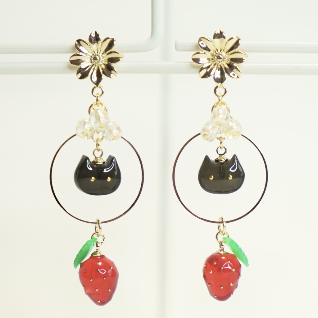 ぶらんこピアス