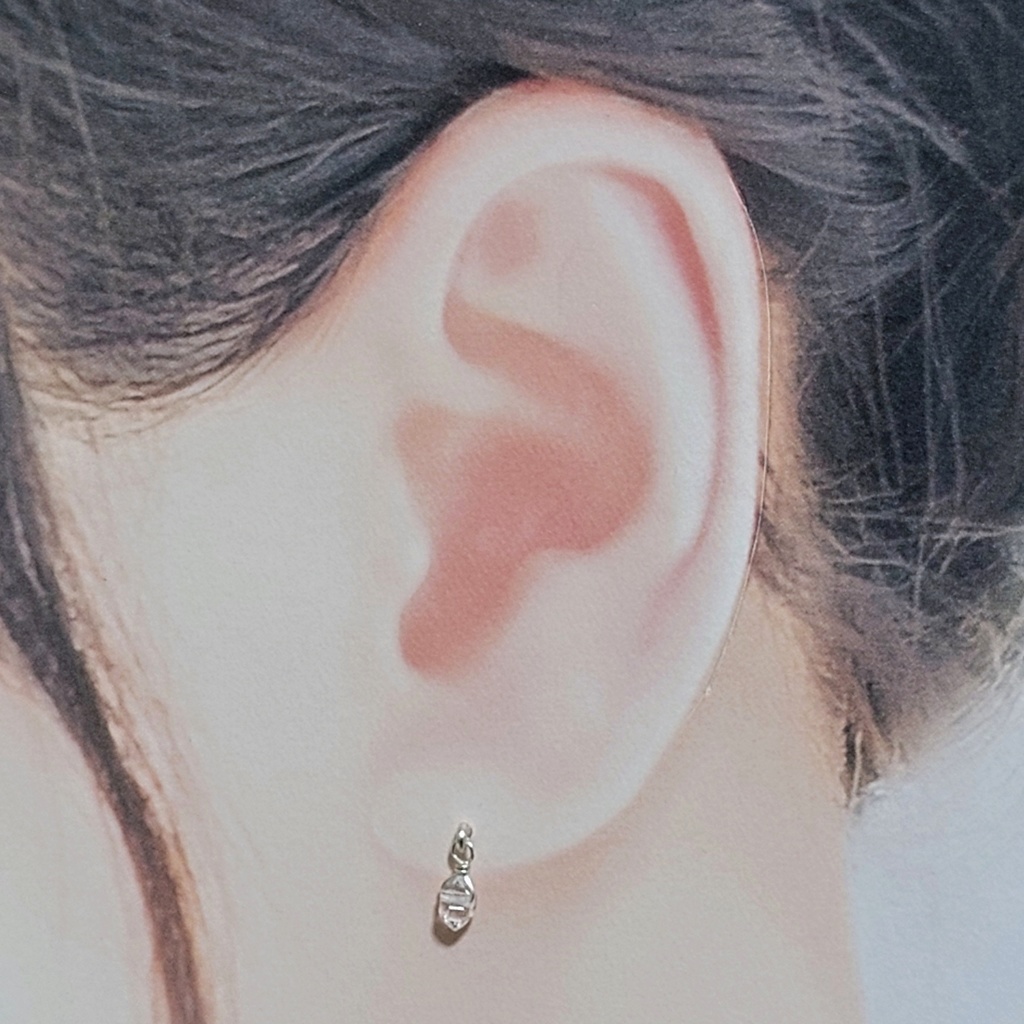 ピアス ハーキマーダイヤモンド 氷の揺らめき