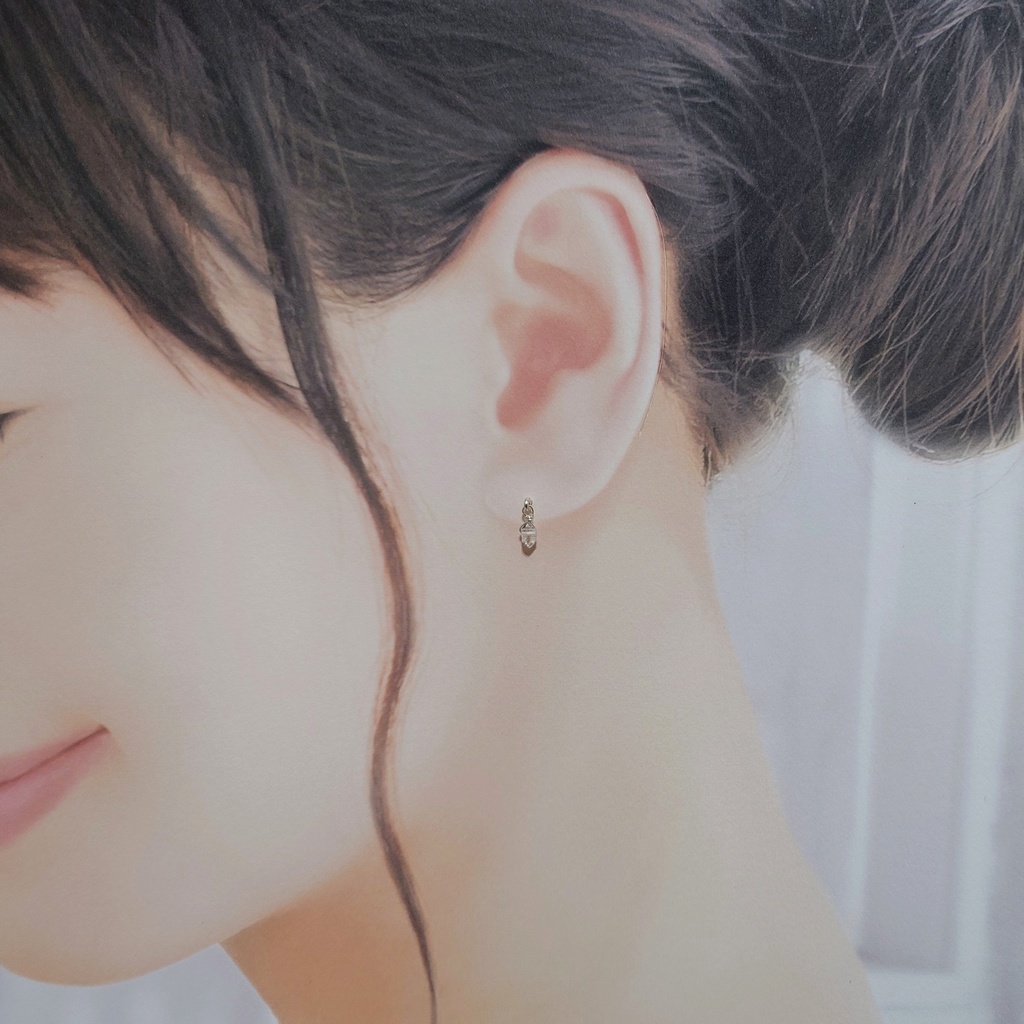 ピアス ハーキマーダイヤモンド 氷の揺らめき