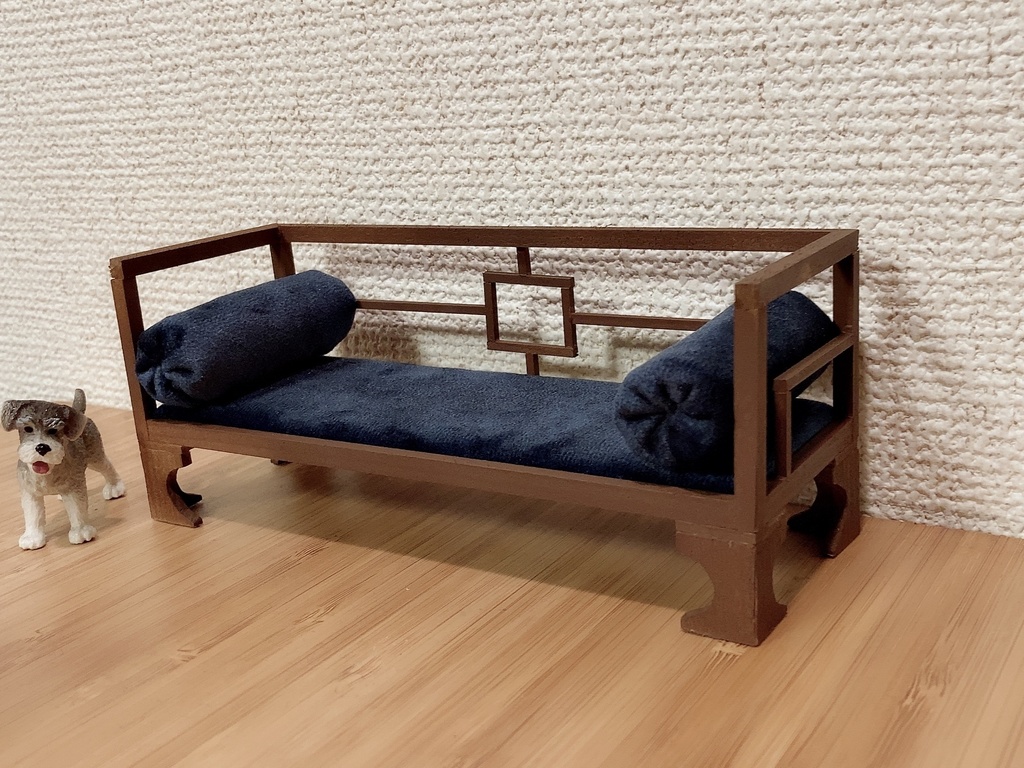 チャイナっぽいイス