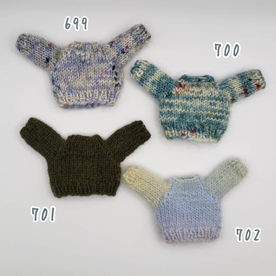 手編みニットセーター699~702