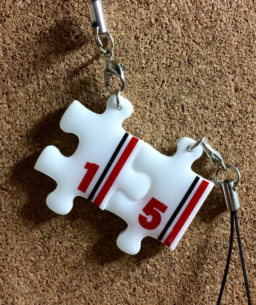 ハメハメストラップ（黒研逆ユニ）