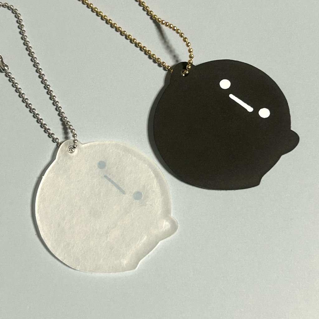 キーホルダー(白・黒・白半透明)