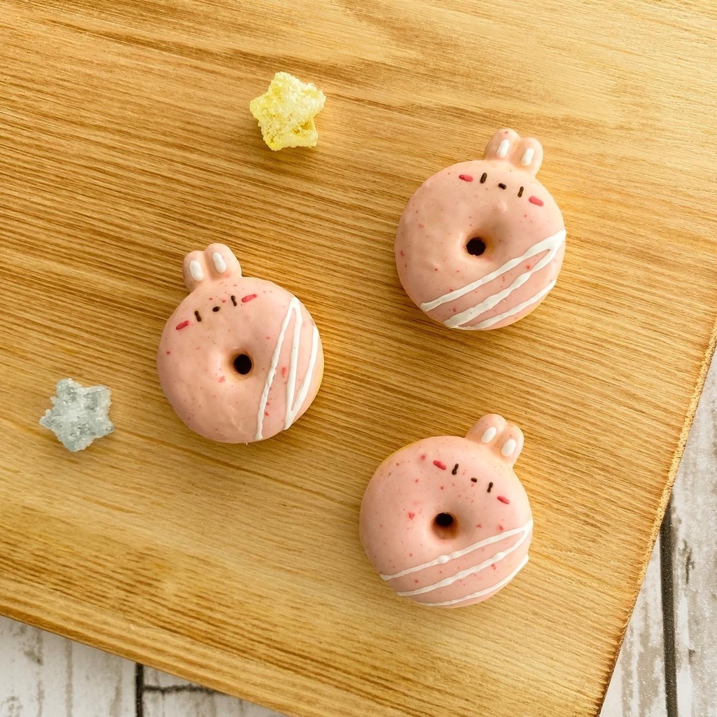 うさぎのいちごドーナツ