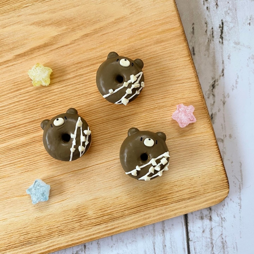 くまのチョコドーナツ