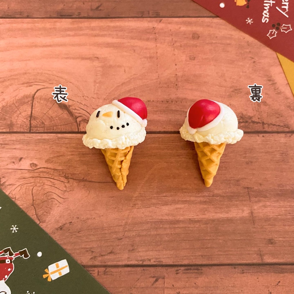 雪だるまのアイスクリームキーホルダー