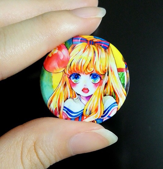 白雪姫と魔女の缶バッチ