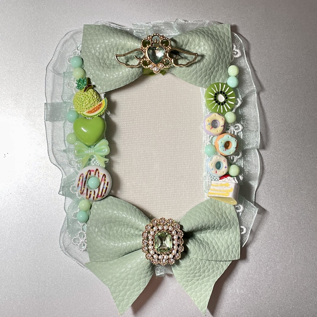 B8硬質カードデコケース💚🍈🥝fresh fruit&happy sweets🍩🍰