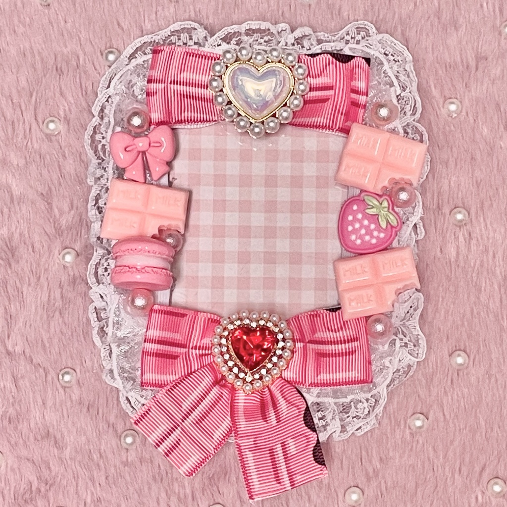 B8硬質カードケースデコ❤️🍓Strawberry red chocolate
