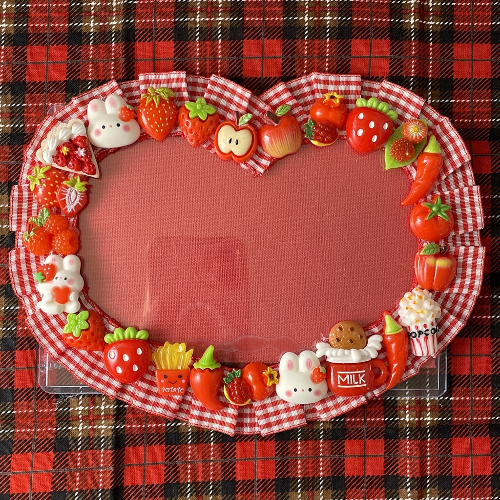ポストカードサイズ硬質カードケースデコ🍎🍓🌶Red assort