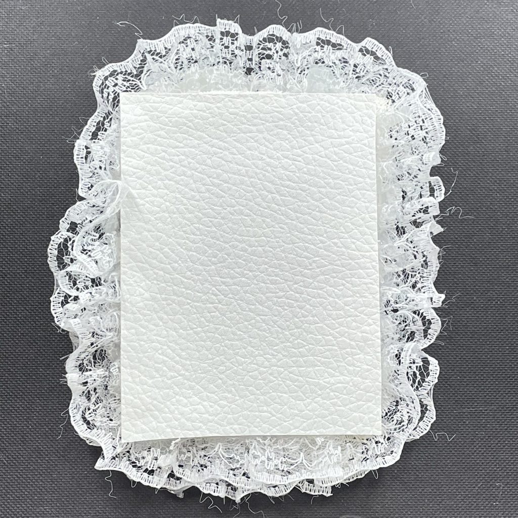 B8サイズ硬質カードケースデコ💛🎀Sugary frill frame lemon