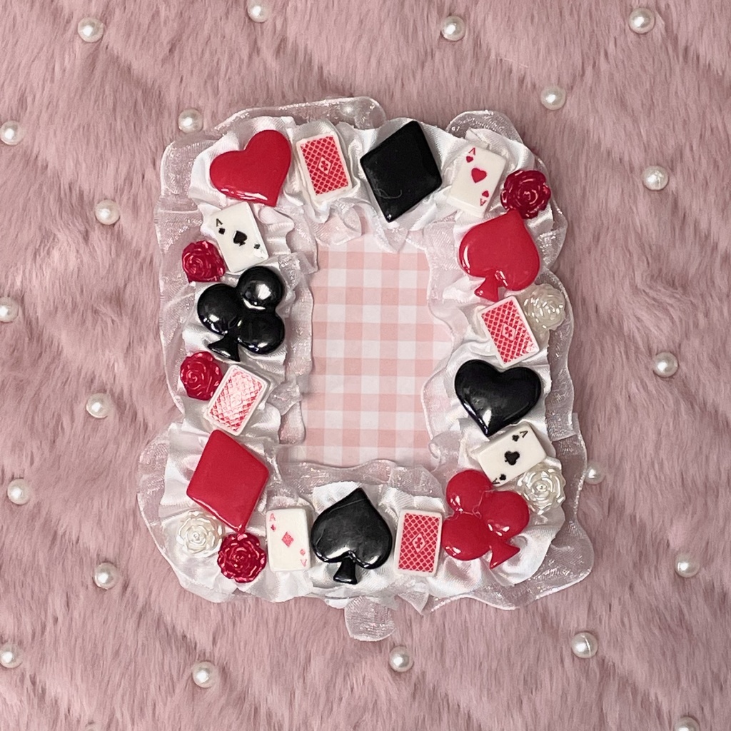B8サイズ硬質カードケースデコ♥️♣️♦️♠️wonderland