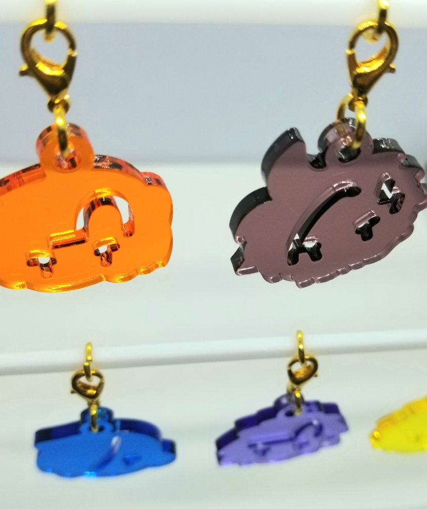 アクリルチャーム