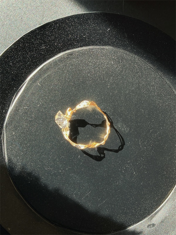 指輪--ハーキマーのうねり