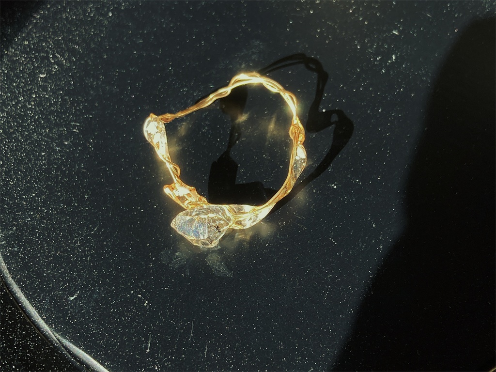 指輪--ハーキマーのうねり