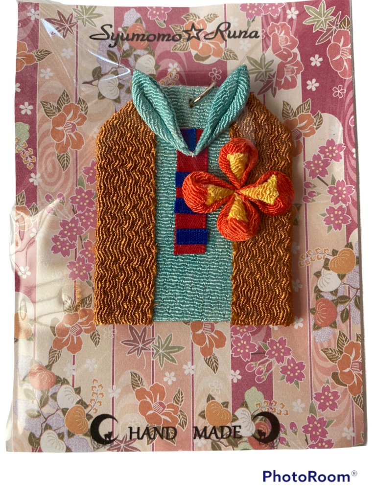 💛つまみ細工お守り💛