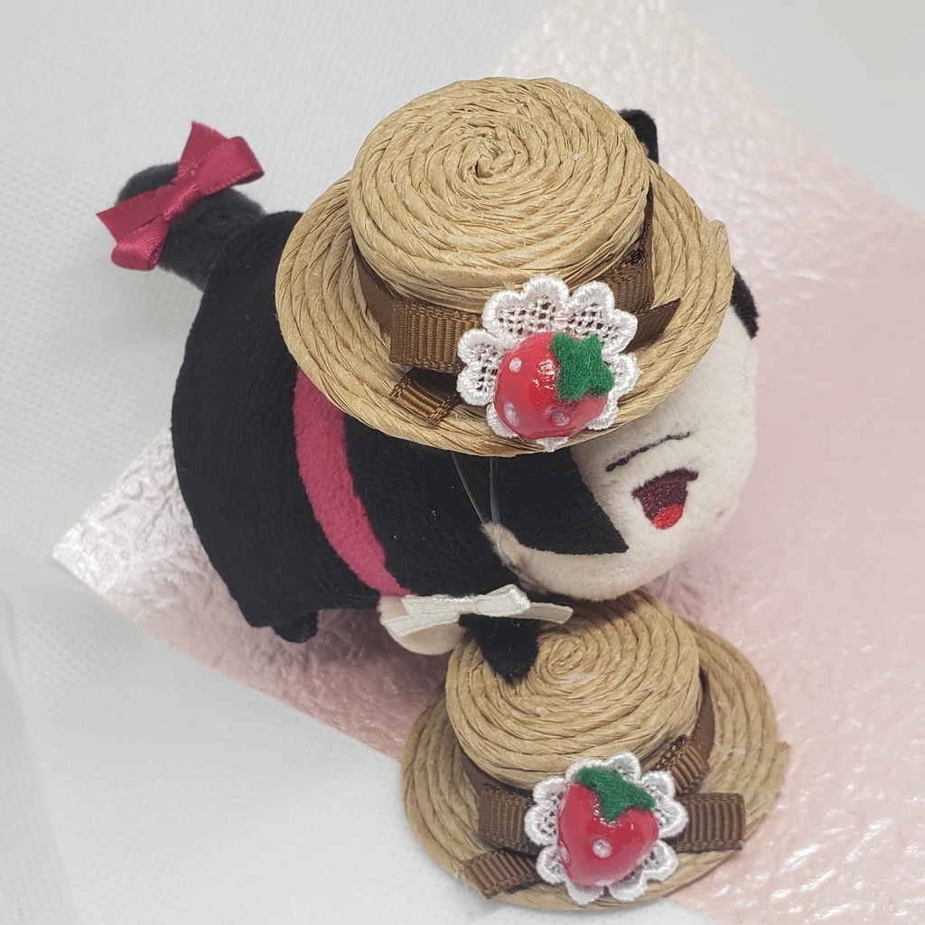いちごの麦わらぼうし🍓