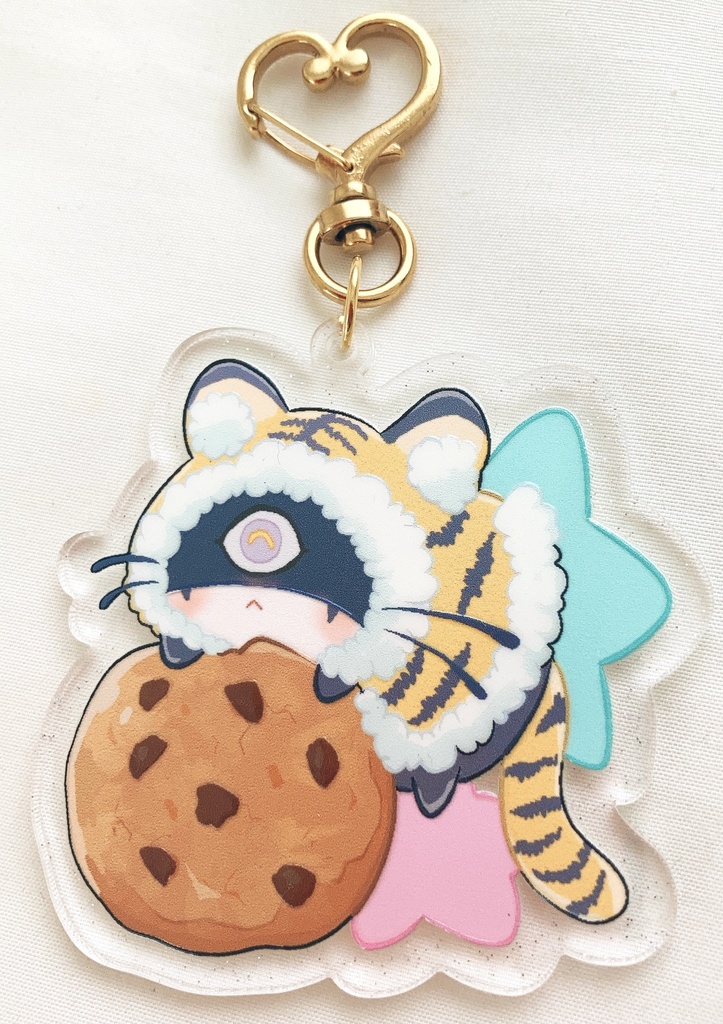 冬トラちゃんアクリルキーホルダー(約70mm×70mm)