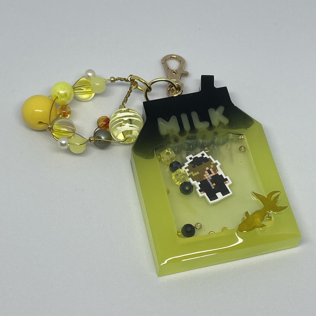 【 atnrオンリー 】高生宅MILKシャカシャカキーホルダー🐤