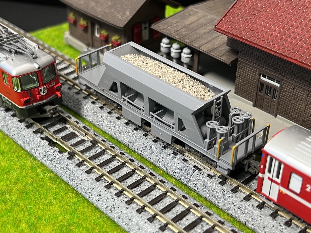 改良版(Nゲージ)RhB スイス　レーティッシュ鉄道　砂利運搬ホッパー貨車Fadイメージ車両