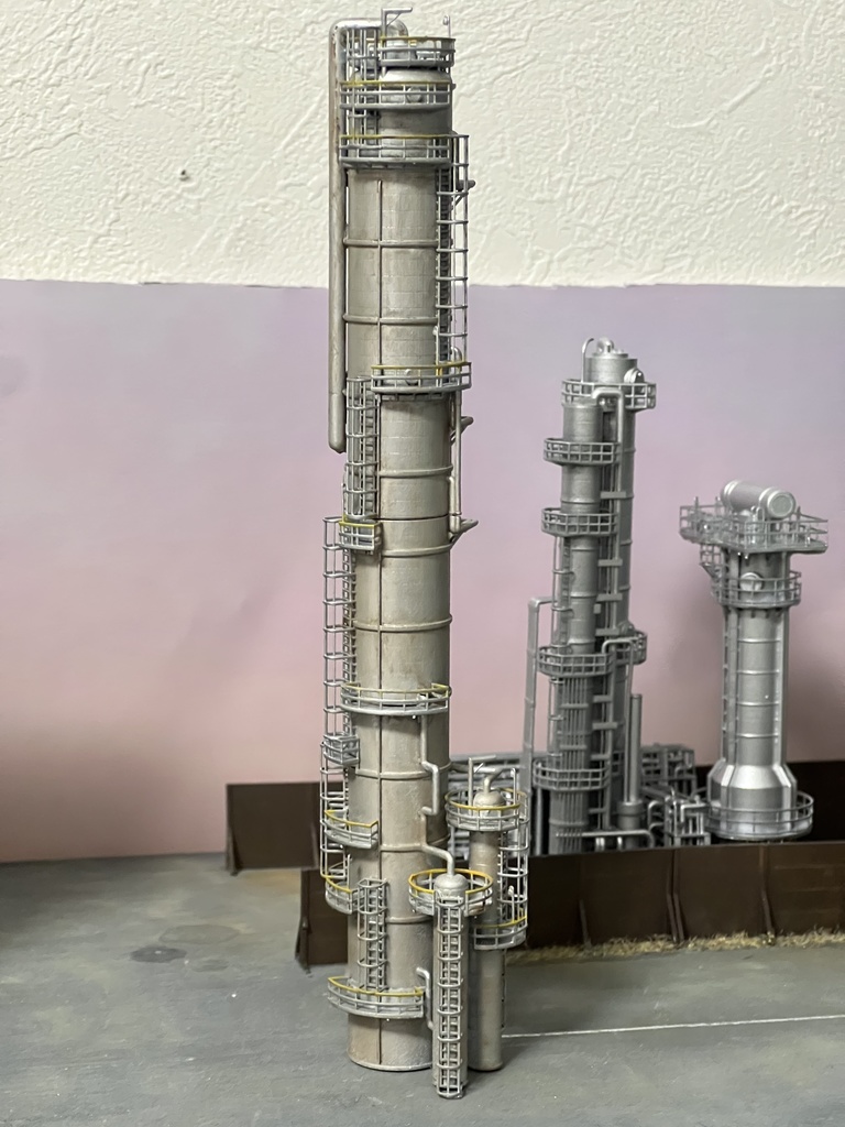 1/150 連接蒸留塔　塗装、ウェザリング済み
