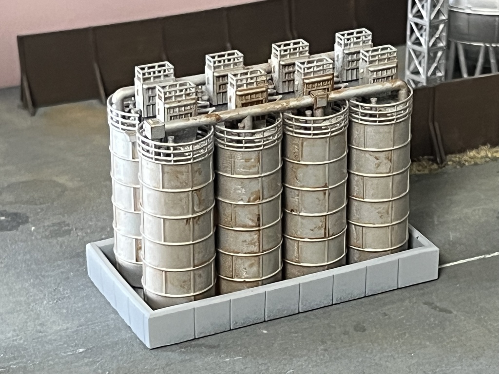 1/150 タンク設備　塗装済み完成品