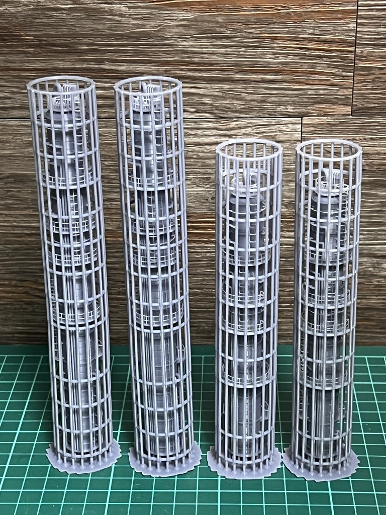 (特価品)1/150 高層蒸留塔4点　未塗装キット