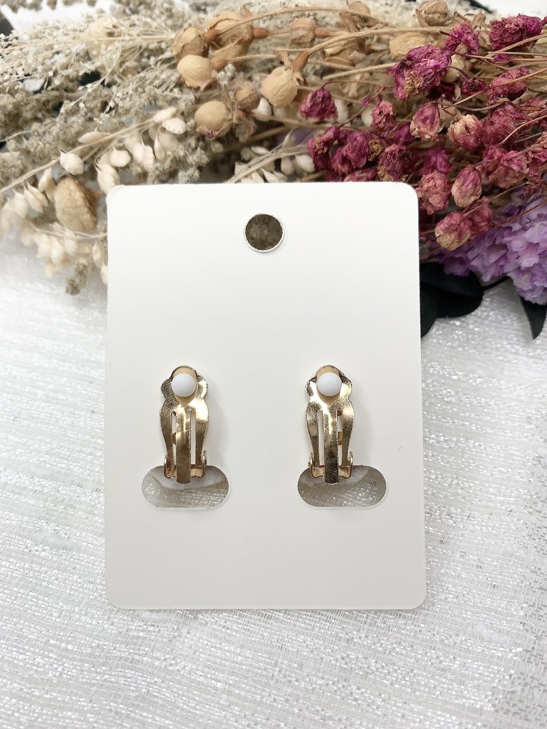 花うらないイヤリング・ピアス(カジュアルベージュ)