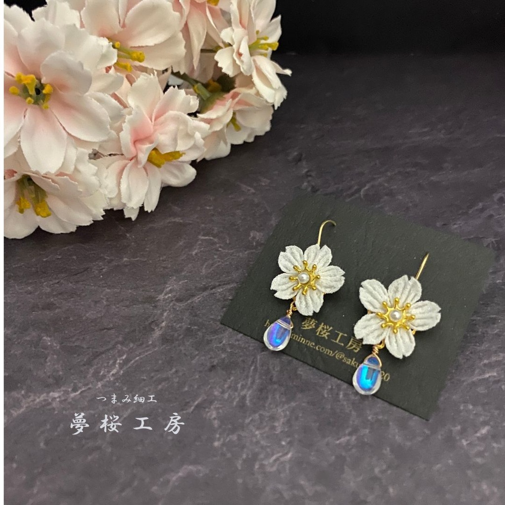 «新作・人気商品 »つまみ細工 桜ゆらゆらピアス *普段使い*cherryblossom *Pierced earrings* Japanese Traditional Crafts *