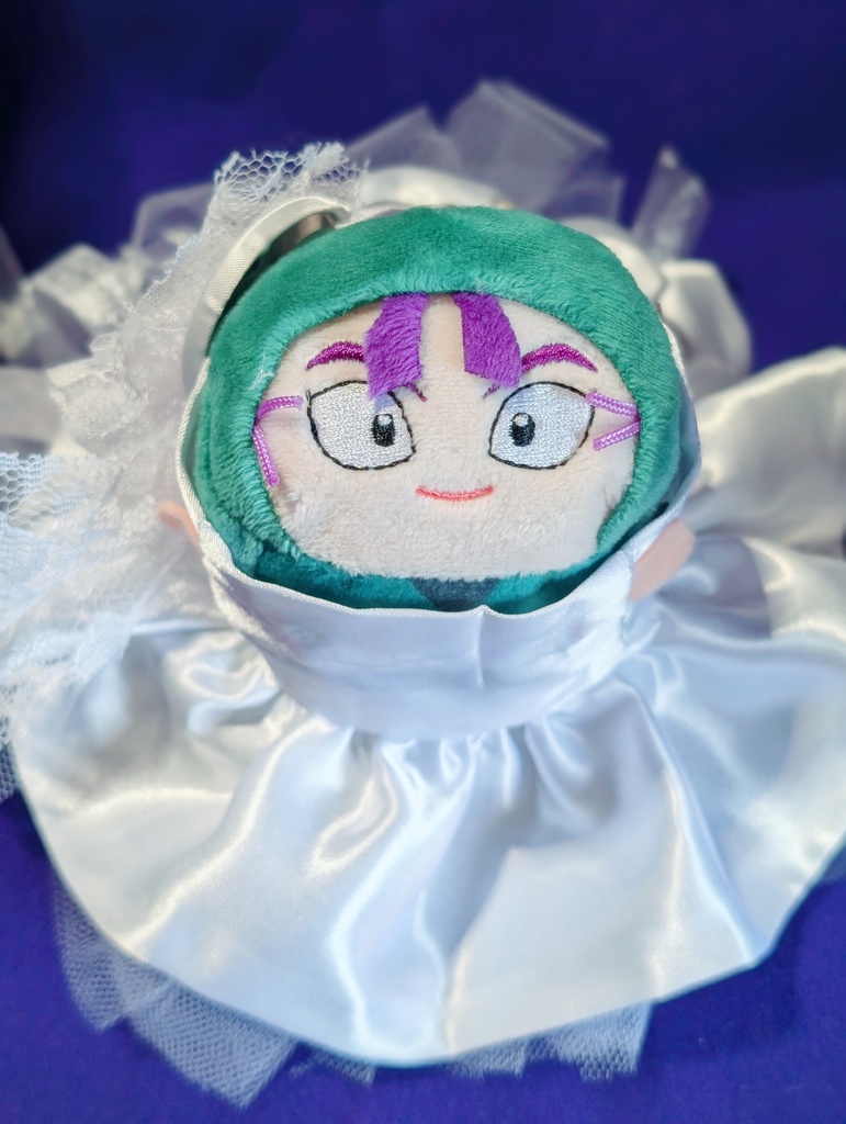 俵型マスコットのウエディングドレス