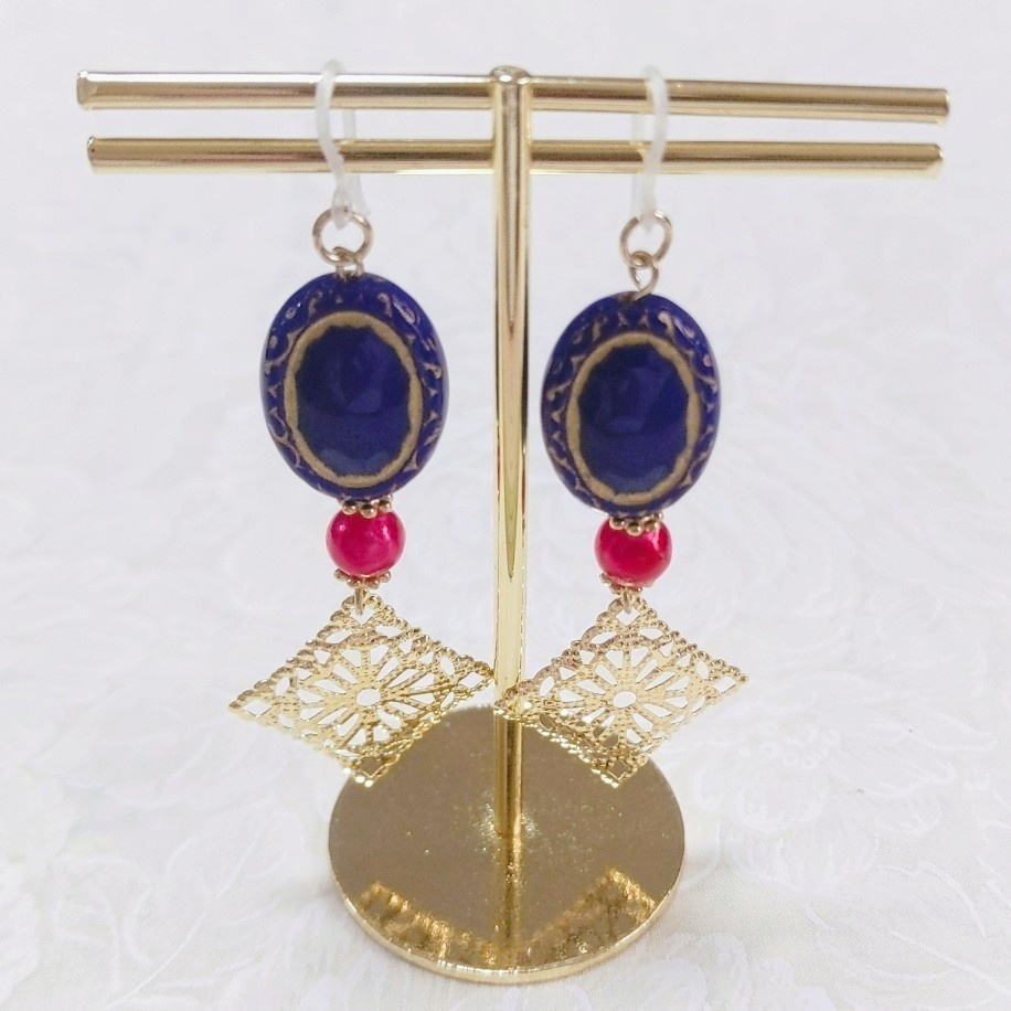 ポムフィオーレ寮イメージピアス