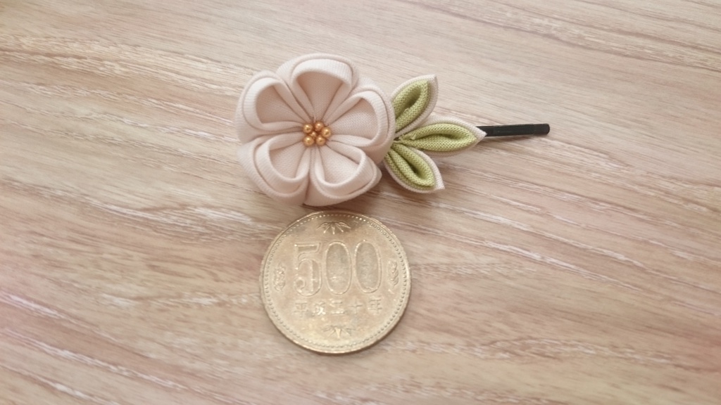 梅のヘアピン