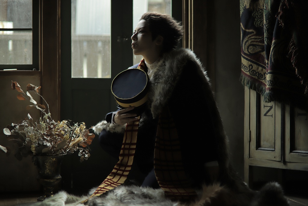 《Behind Solitude》