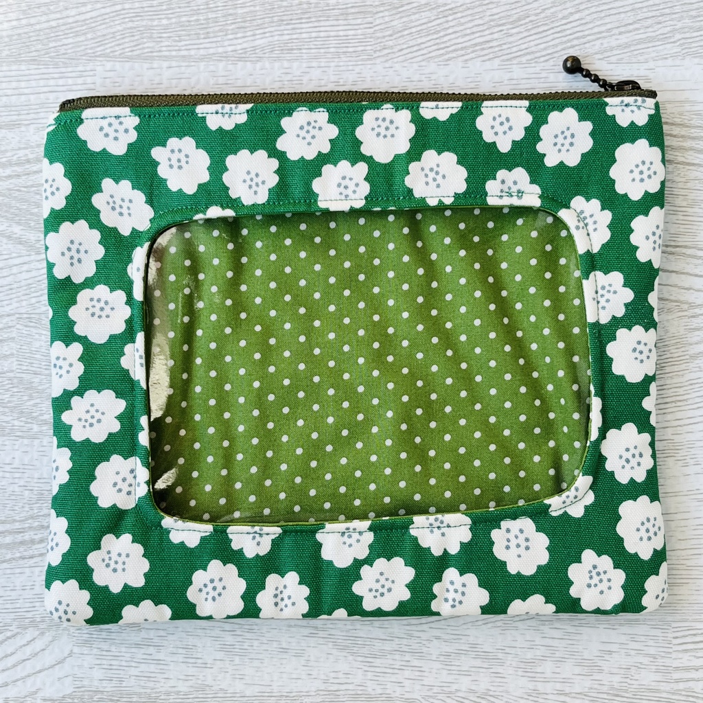 ぬいとおでかけポーチ