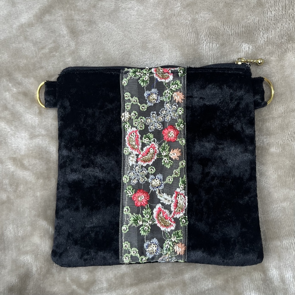 ぬいとおでかけポーチ