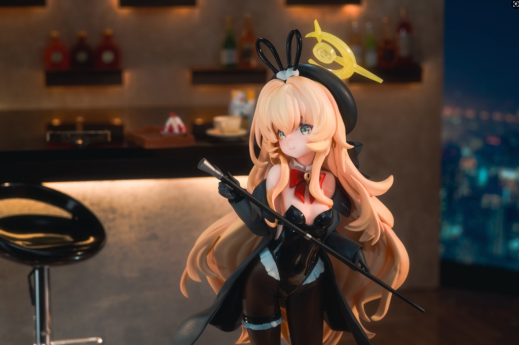 ニヤニヤ教授・バニーガール.VER・ブルーアーカイブ・未塗装ガレージキット