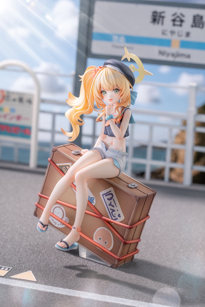 ニヤニヤ教授・休暇.VER・ブルーアーカイブ・未塗装ガレージキット