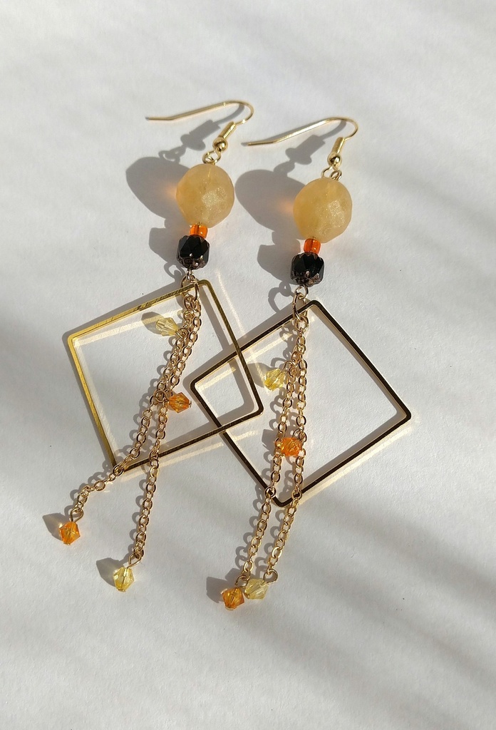 侑日カラーピアスE