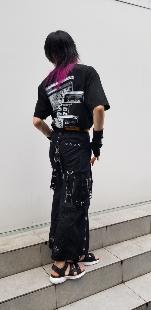 不確定動力Tシャツ