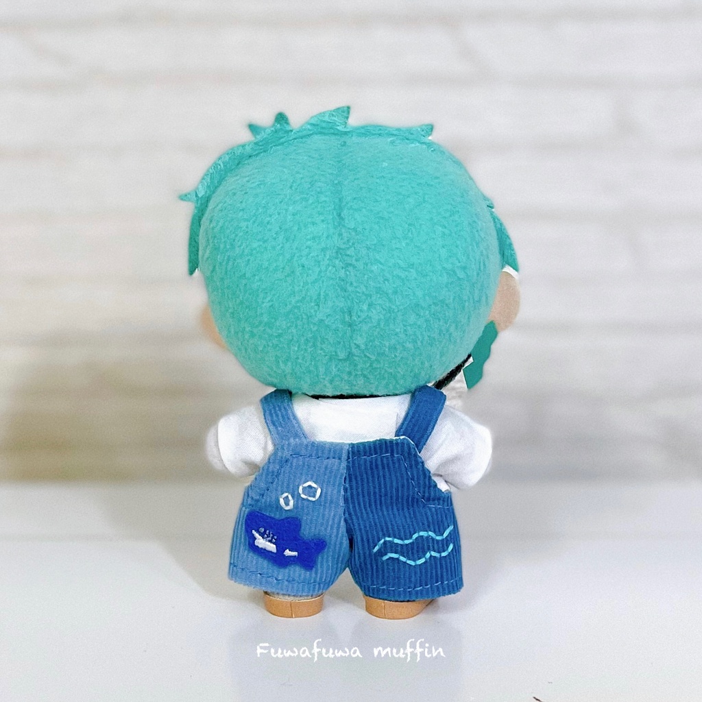 サメを飼うシンプルサロペット