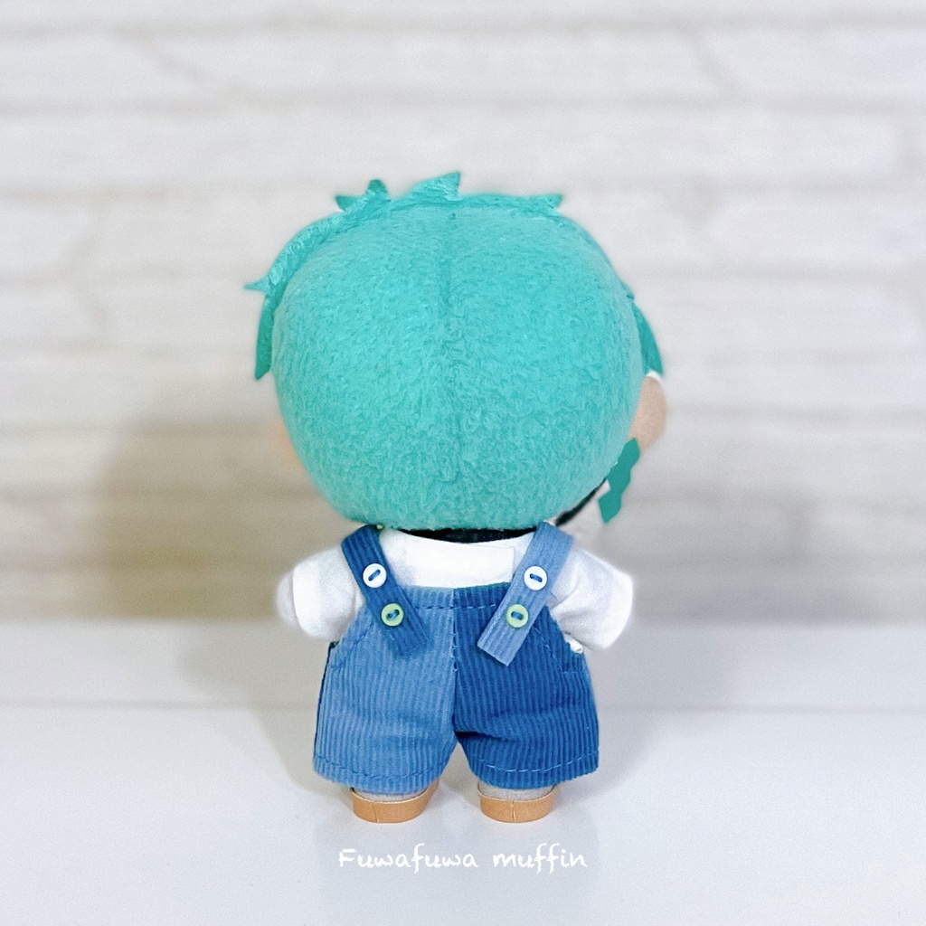 サメを飼うシンプルサロペット